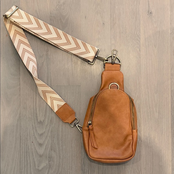 Anthropologie Handbags - Anthropologie Tan Belt Bag